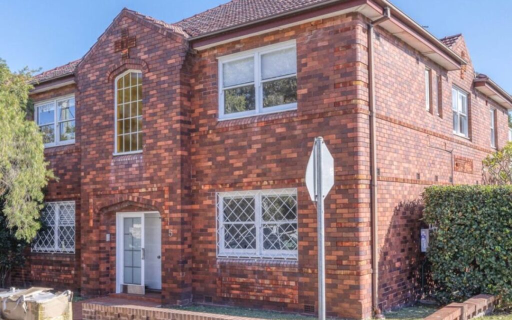 buyers agent gueens park